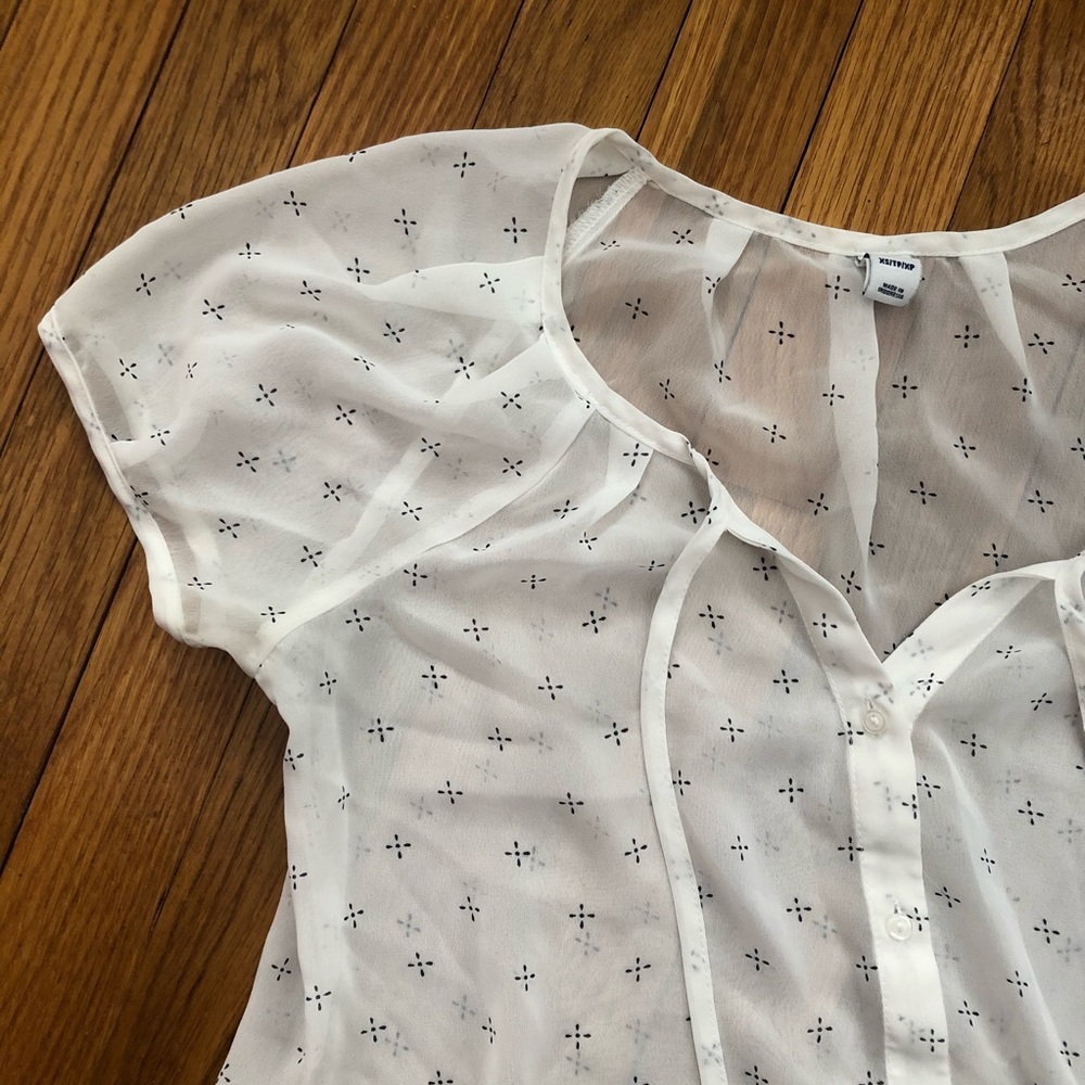 White Patterned Blouse - Picture 3 of 3